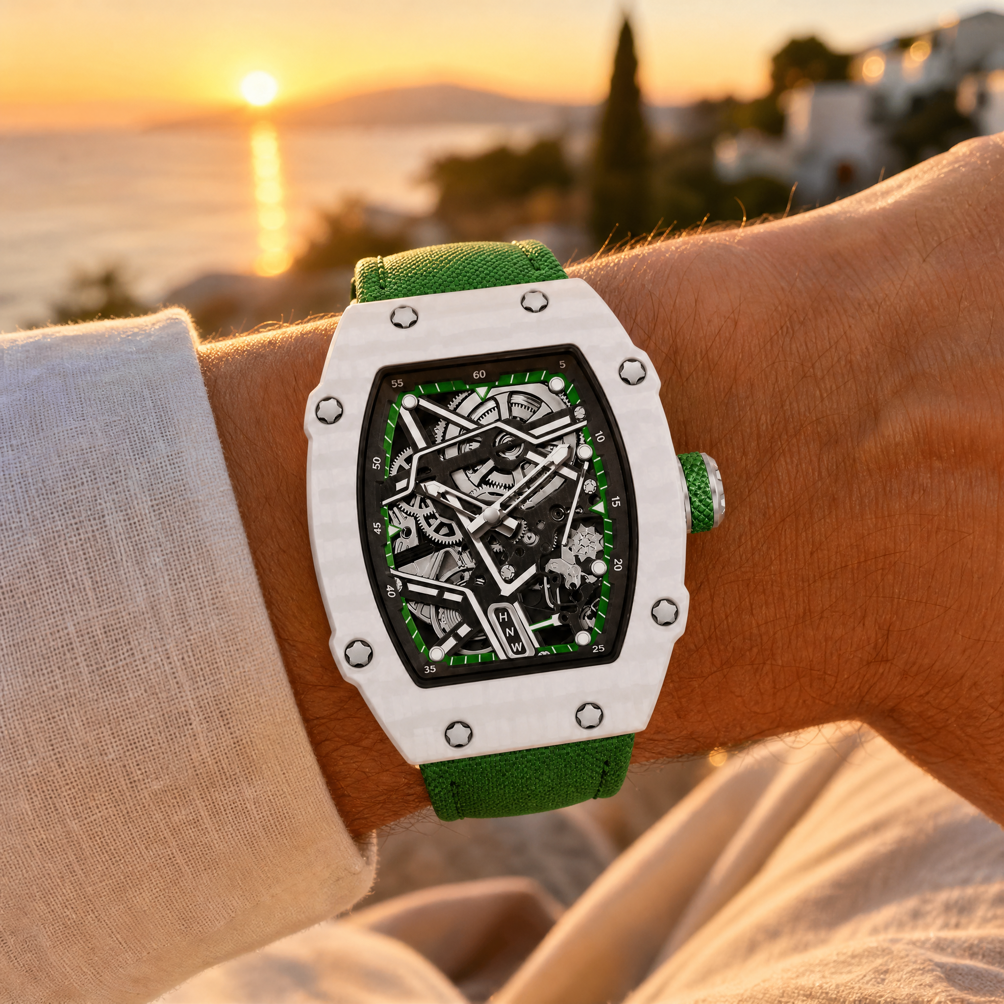 VANTERO - Tonneau Skeleton Watch