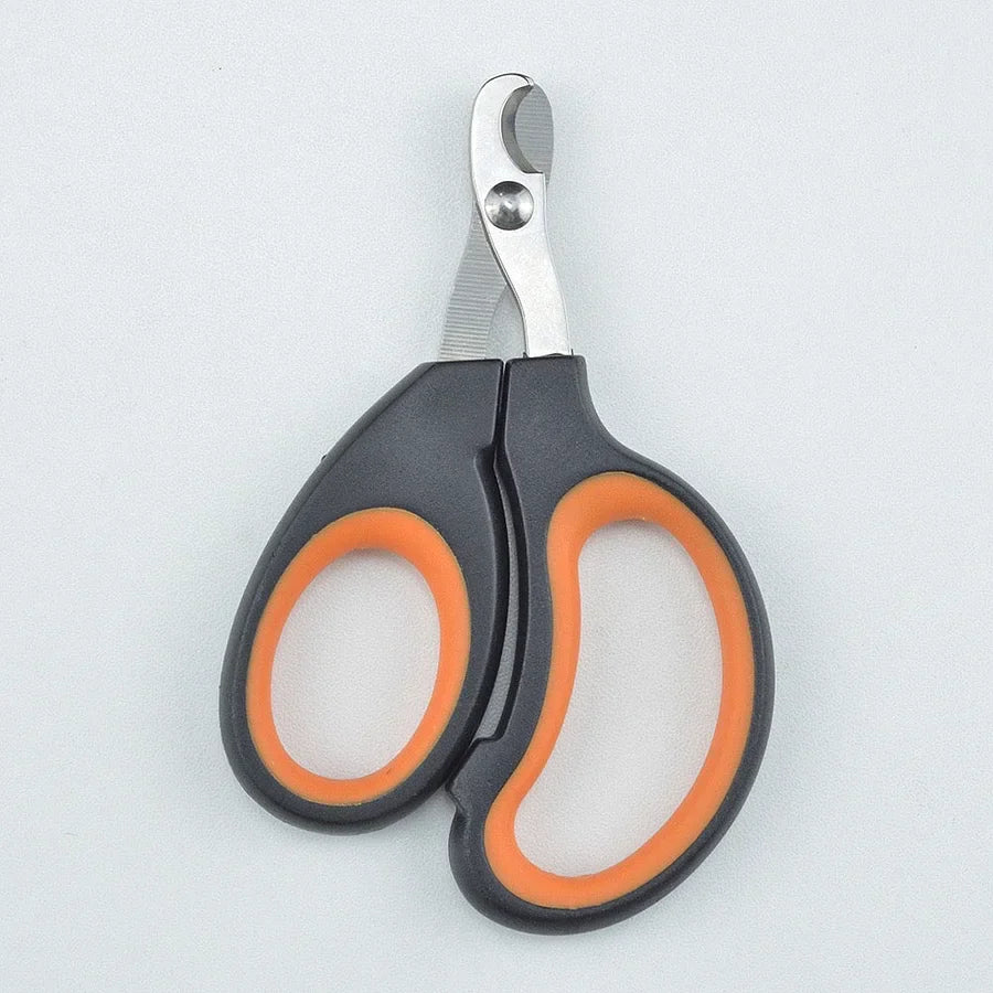 Easy nail clipper