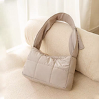 Pet carrier bag for autumn and winter